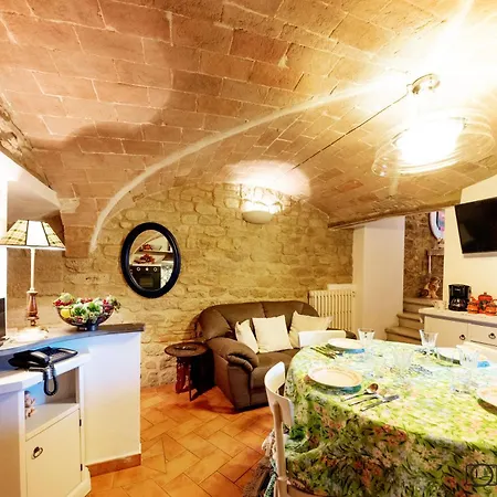 A Casa Di Rache & Bea Appartement Volterra Buitenkant foto