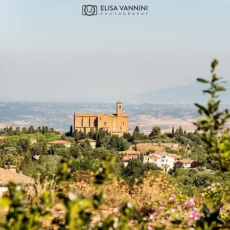 A Casa Di Rache & Bea Appartement Volterra Buitenkant foto